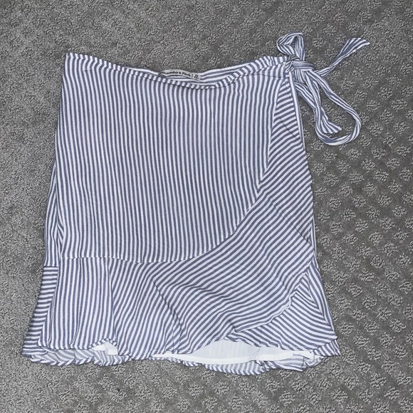 Abercrombie Wrap Bottom Striped Skirt - Picture 1 of 5